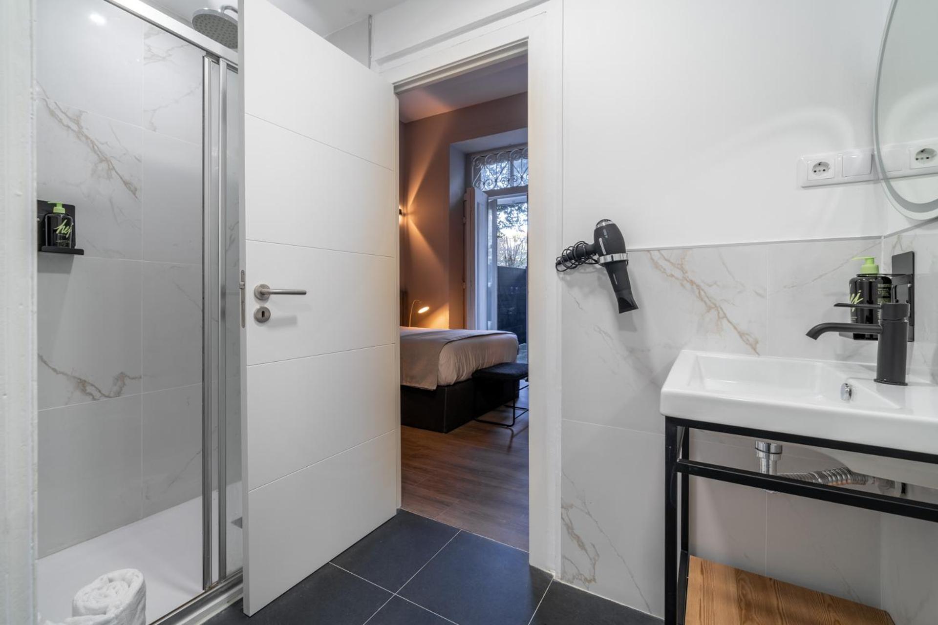 Limehome Porto Rua De Dom Manuel II Bilik gambar